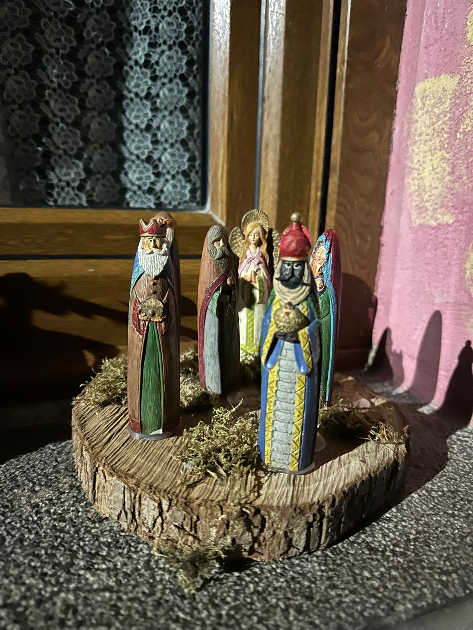 Nacimiento en bajo plato
