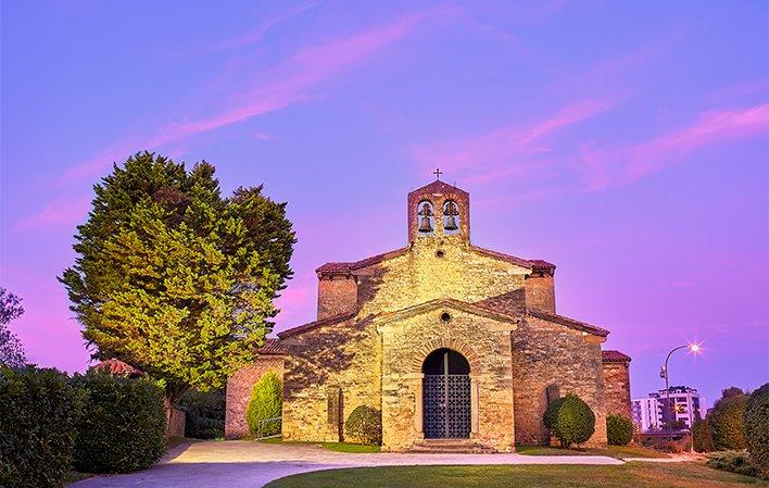 San Julián de los Prados (Santullano)