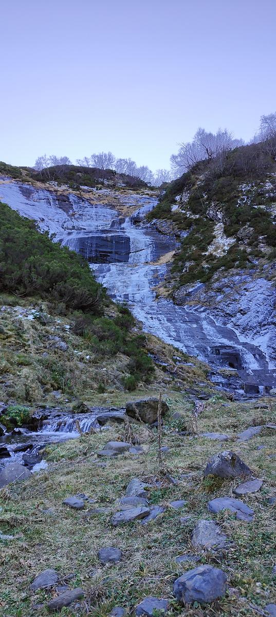 Cascada El Negríu